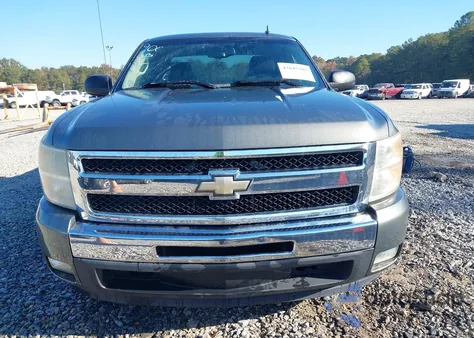 2011 Chevrolet Silverado 1500 Lt z USA, uszkodzony, nr VIN 1GCRCSE05BZ308895